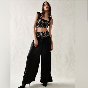 NWOT Free People Ensemble Petra Black Satin Pant Crop Top Set Embroidered Z565